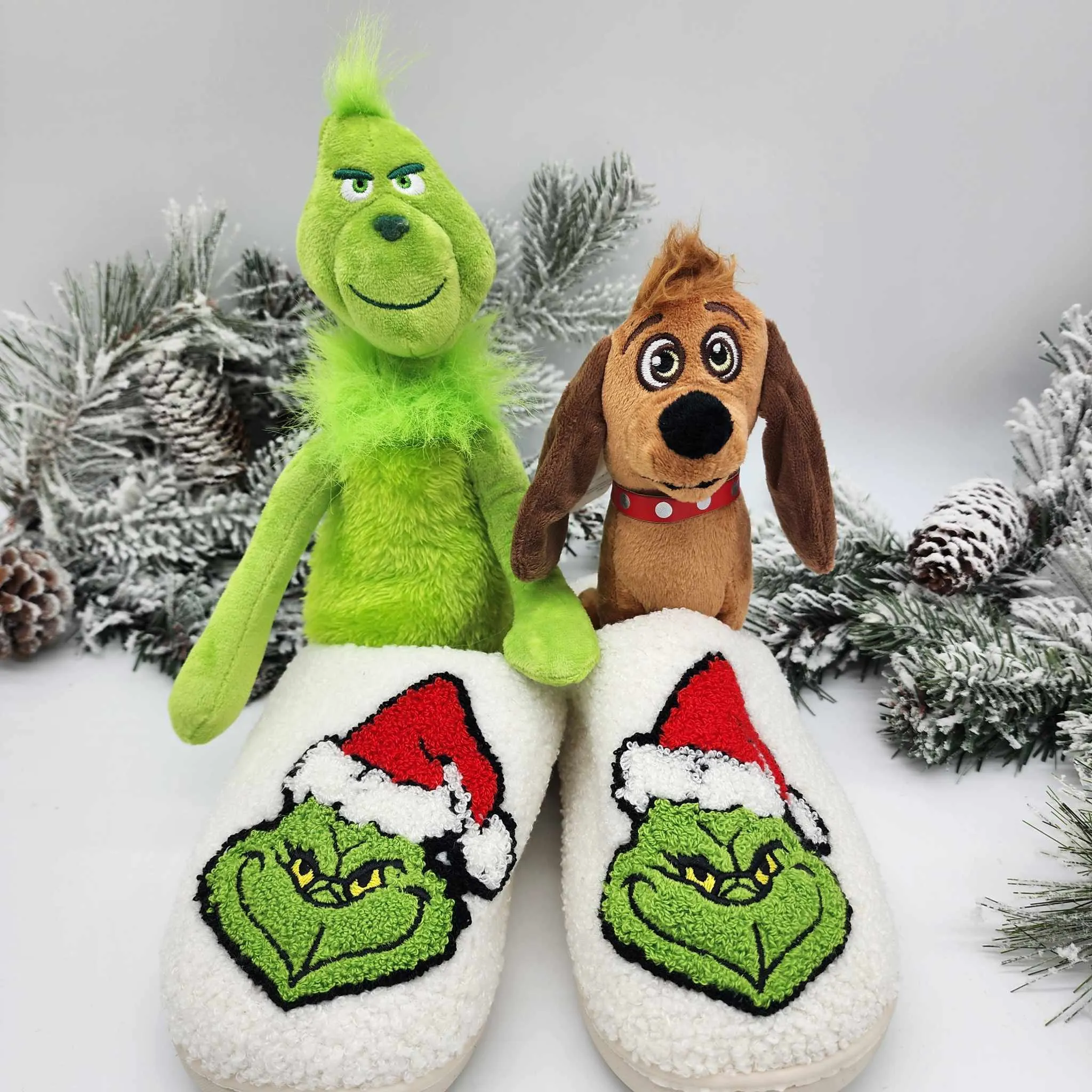 BBB10 Exclusive Christmas Slippers