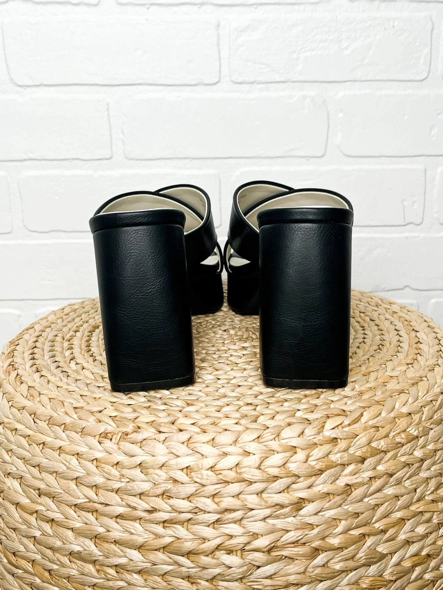 Carmen platform mule heel black